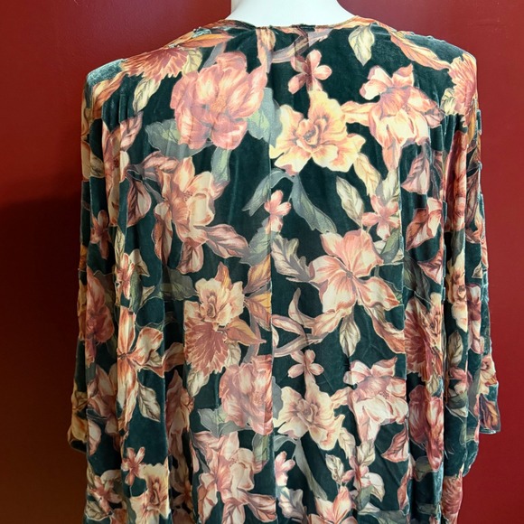 torrid Sweaters - Torrid Burnout Velvet Kimono Green Pink Floral Open Front One Size Boho Hippie